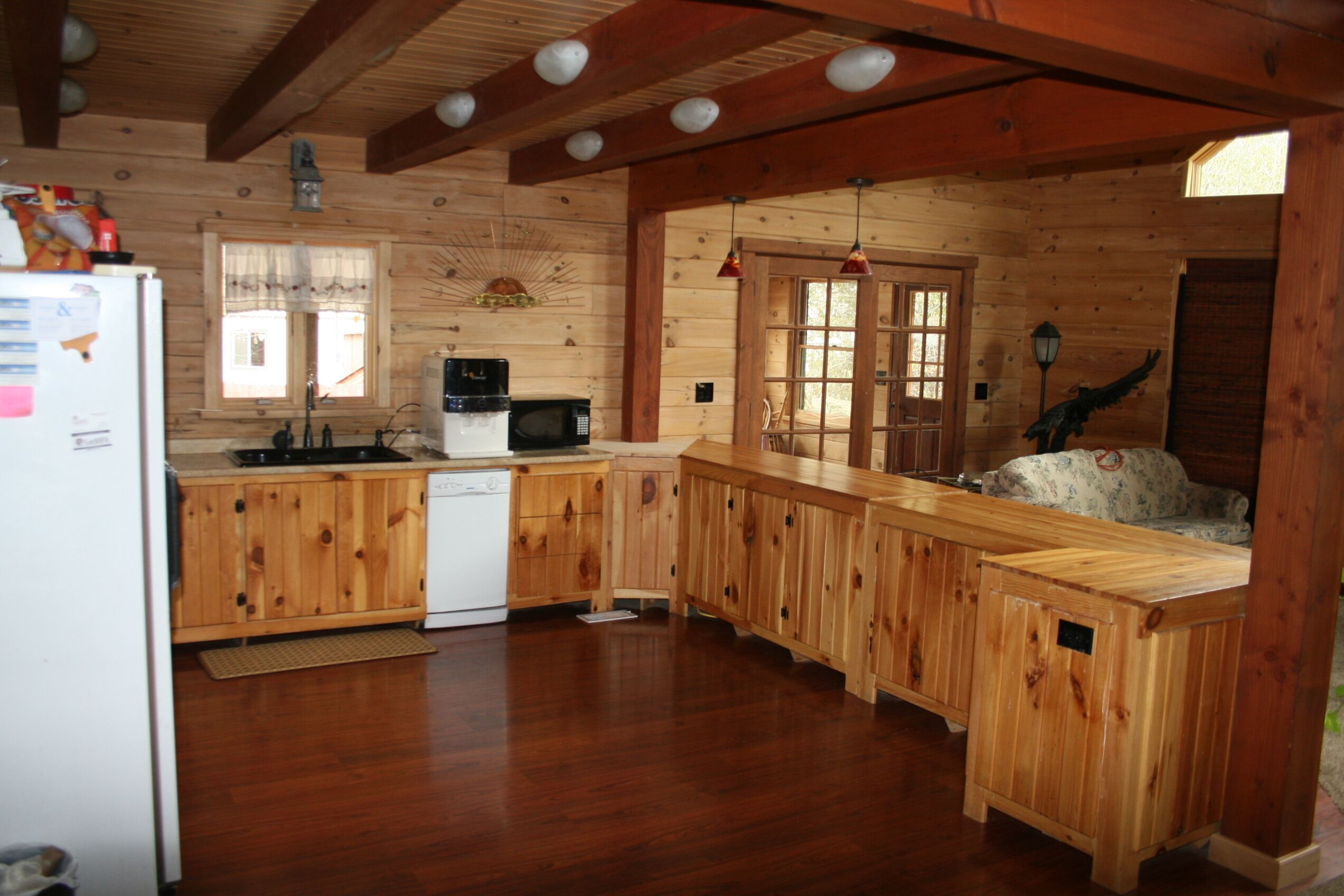 Log Home In The Sequoia National  Forest - Perfect safe zone