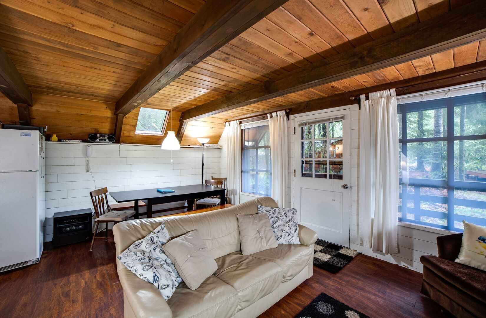 Snowline Cabin #86 - Rustic - Pets Ok - BBQ - Sleeps 6