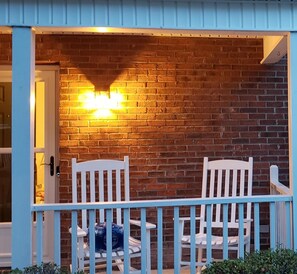 Property grounds - SeaSide Farm House, in the heart of everything, Wilmington reg. # STL 2019-0113 (Wilmington)