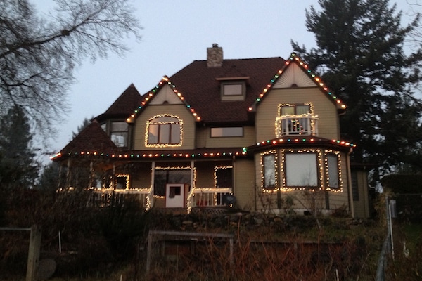 Christmas lights will be up for
Thanksgiving and 🎅Christmas