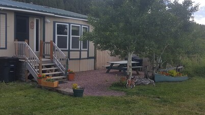 ¡Campo tranquilo, a solo unos minutos de la ciudad y del Parque Nacional Glacier!