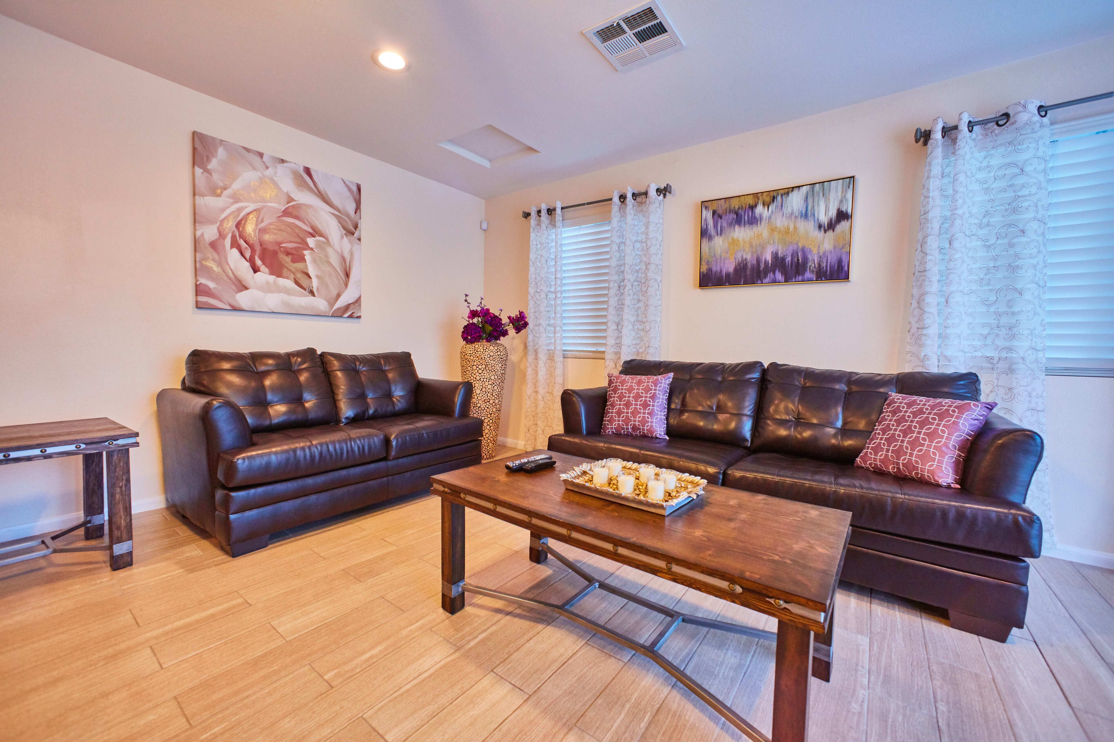 Beautiful Las Vegas Home for Perfect City Getaway