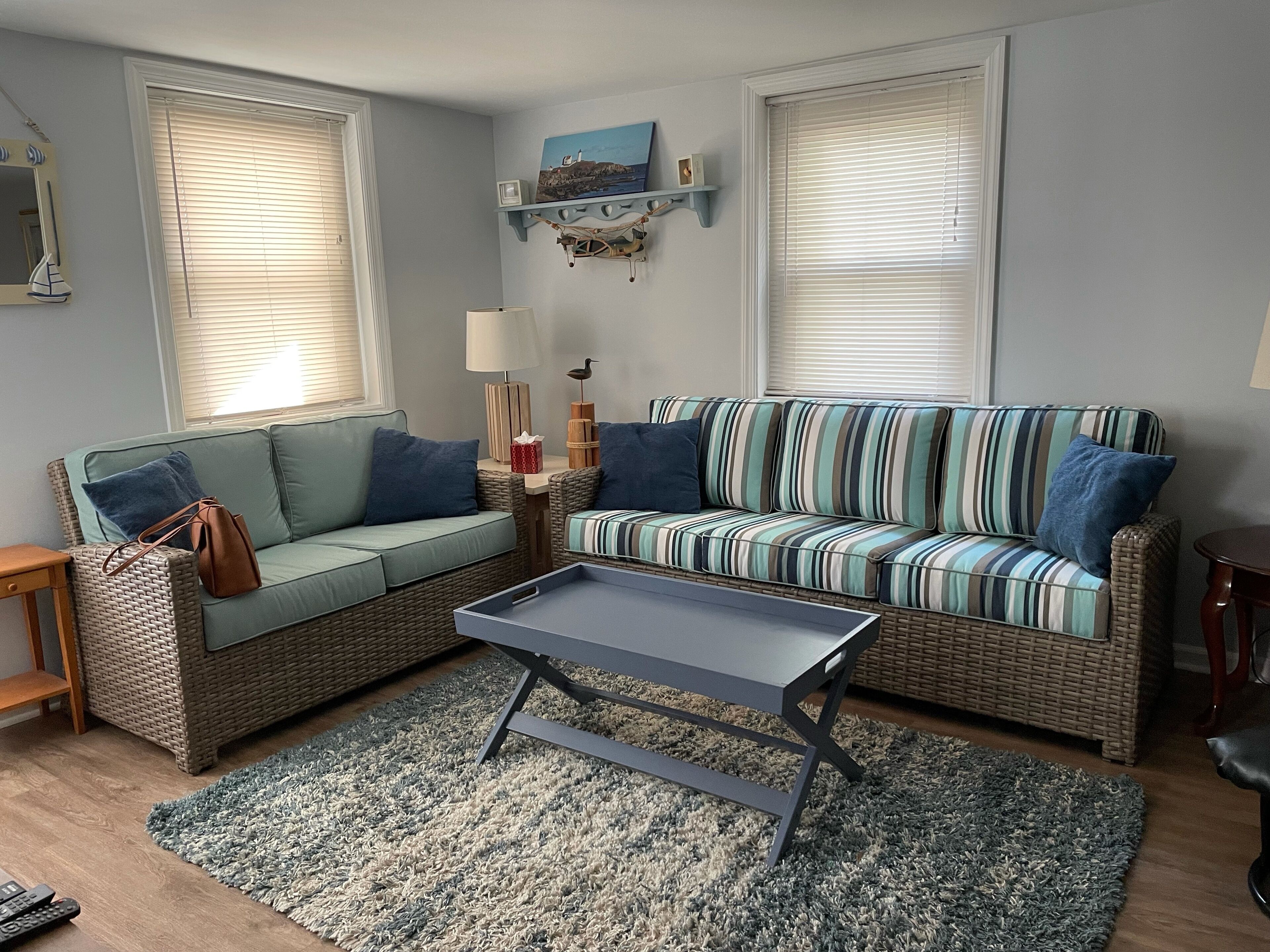 North End Garden Apt w/ fabulous porch. 2 beds, 1 bath. 10 houses to the beach. 