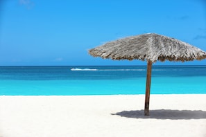 Beach nearby - Astonishing Eagle Beach Top Floor View Condo (Oranjestad-West)