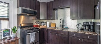 Pet friendly studio on 2nd level with a full bathroom and kitchen