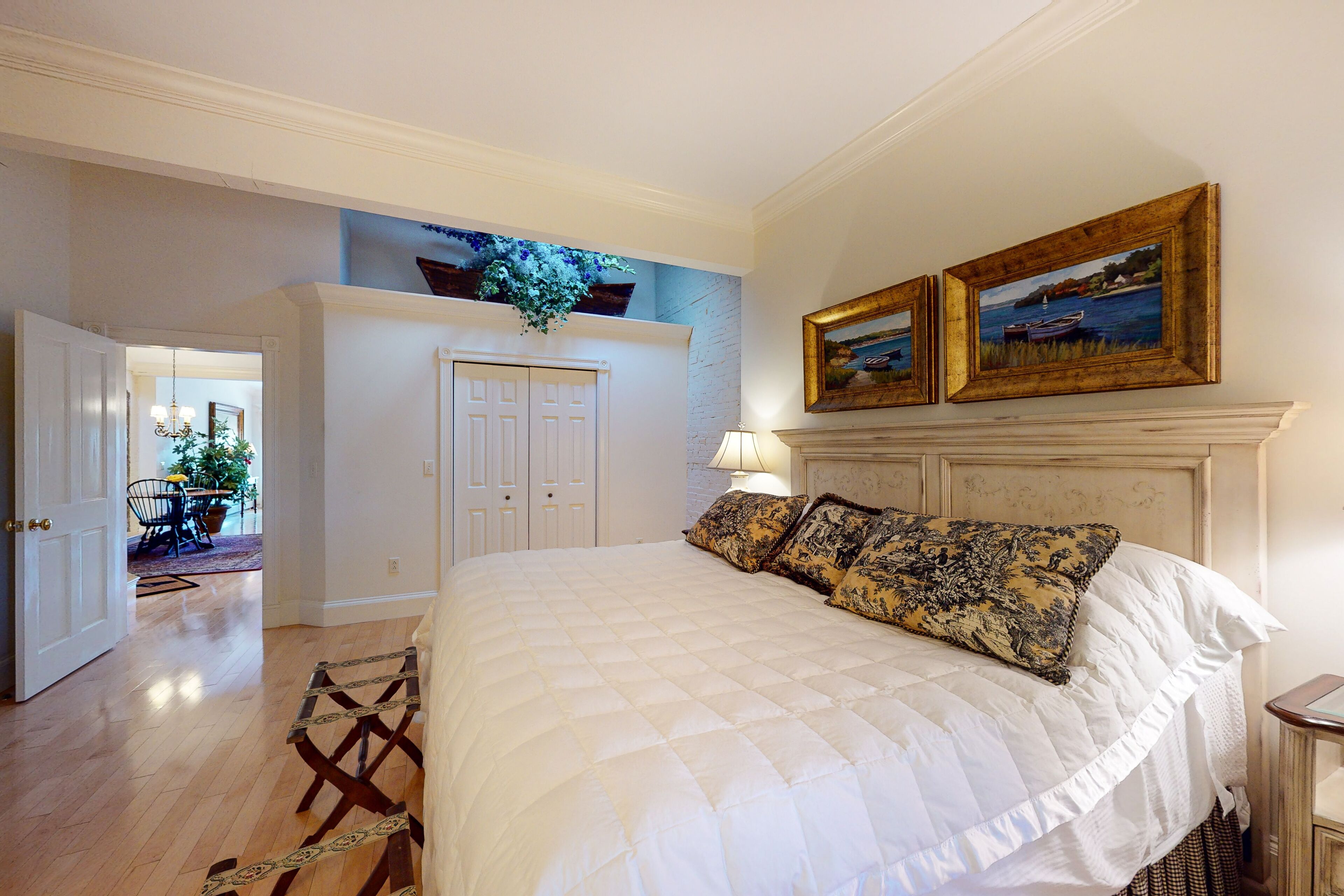 Romantic Main Street retreat with Juliet balcony, garden patio, & WiFi