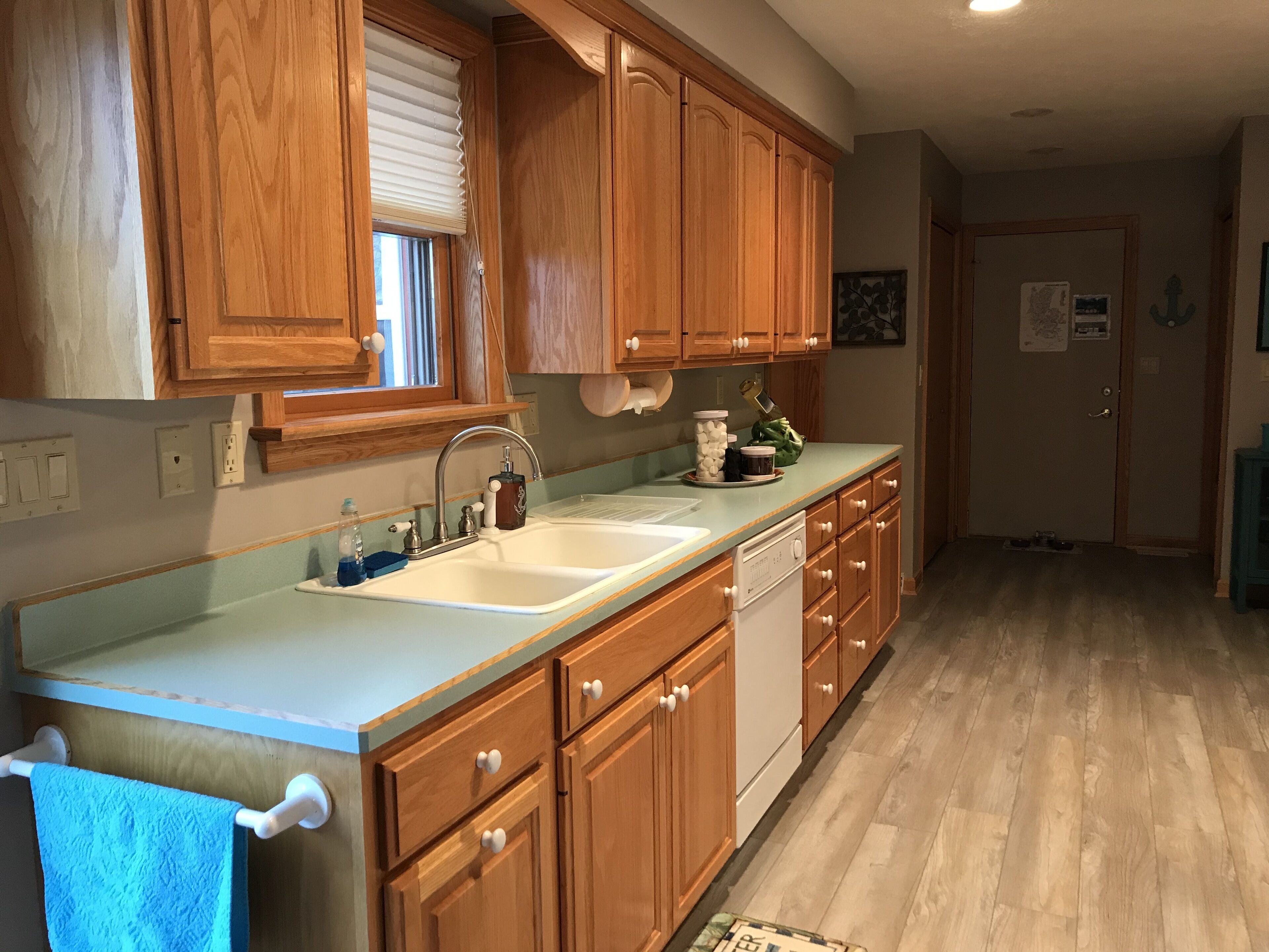 November dates open. Book now for a fall getaway. Fall leaves, sunsets.🍂🍁🔥🪵🌅