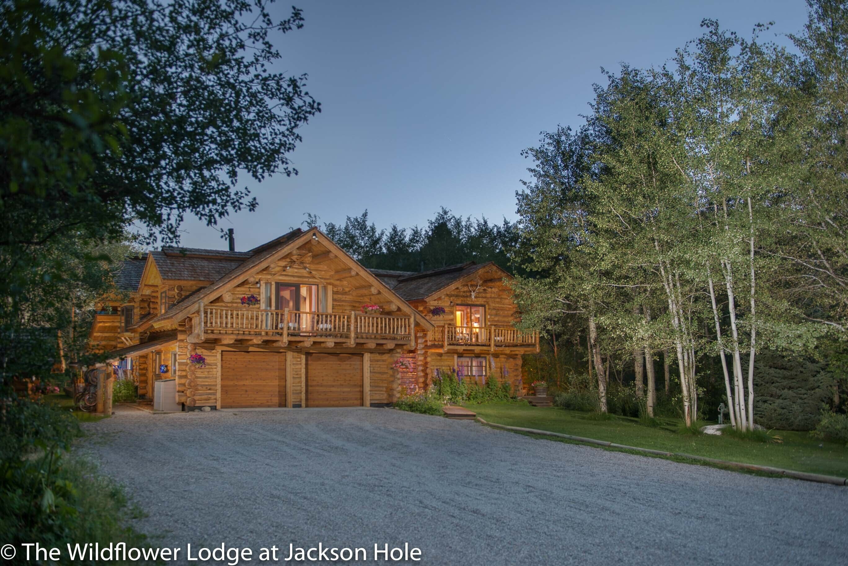 Luxury Home Rental in Wilson, Wildflower Lodge