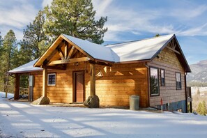 Exterior - New!  Bitterroot Bunkhouse -Bring your horse! (Hamilton)