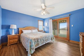 9 bedrooms, Internet, bed sheets - 5727- Whalebone Station, | Oceanfront | South Nags Head | Sleeps 18 (Nags Head)