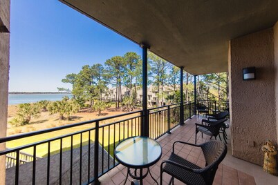 Immaculate,170 5-Star Reviews, Amazing Views, Updated, Free Tennis, Pool, 3 BR