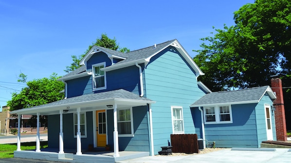 المنشأة من الخارج