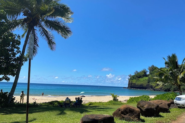 كراسي للتشمس، مناشف للشاطئ