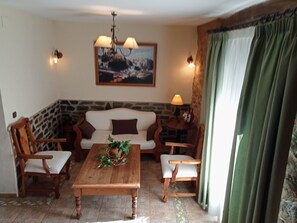 32-Zoll-Flachbildfernseher mit Digitalempfang, Fernseher