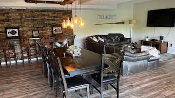 Smart TV, fireplace, video games, DVD player