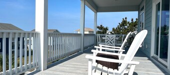 Maison plus récente avec vue sur l'océan avec piscine et promenade vers l'océan et Intercoastal 