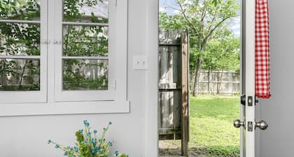 Amoroso absoluta Charm Cottage