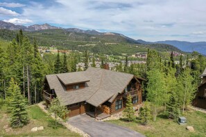 Exterior - Big Sky Vacation Rentals: PR Oglala 10 (Big Sky)