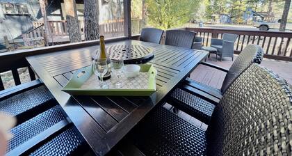 Cozy Cabin in the woods