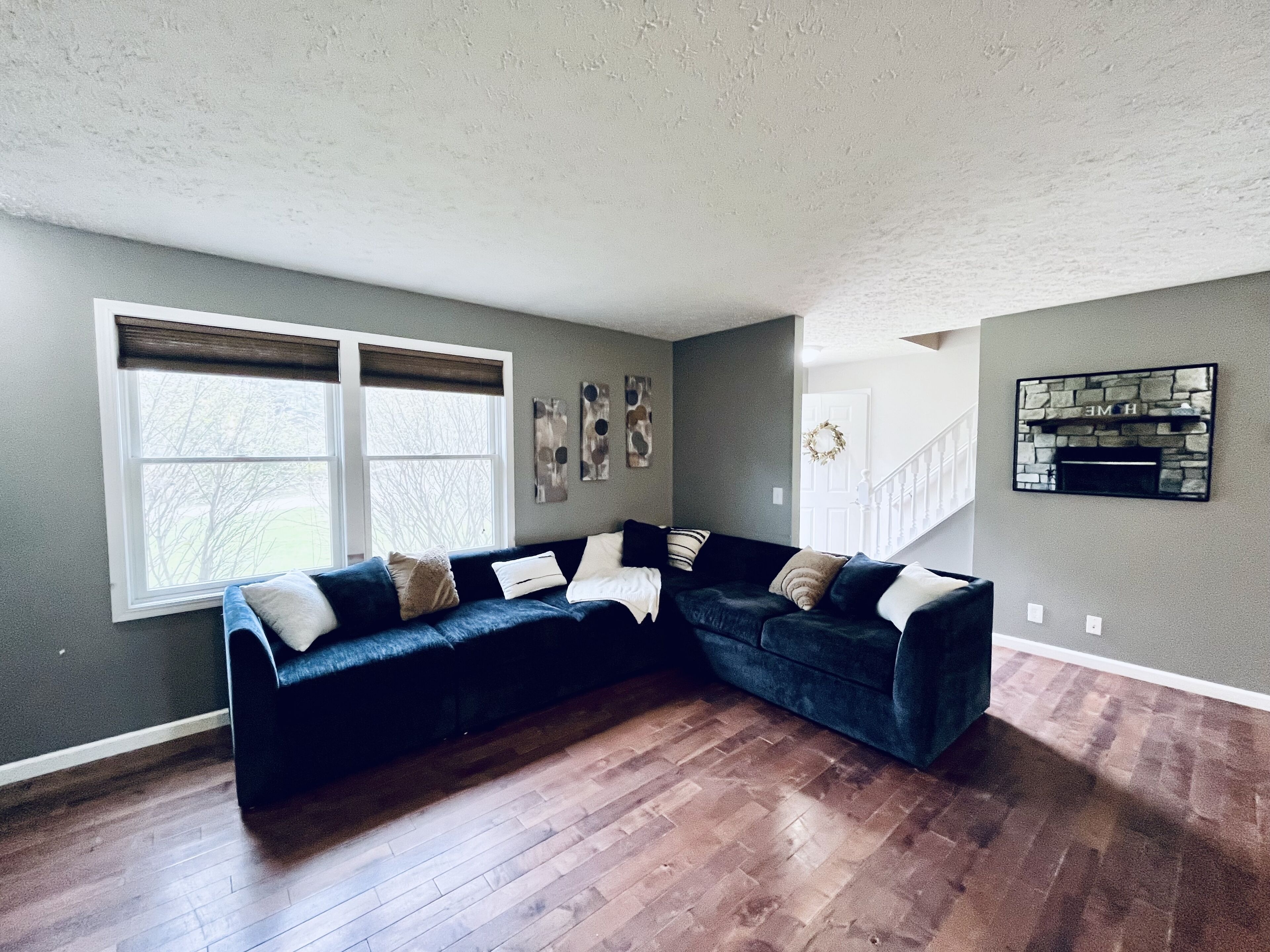 A Quiet Country Getaway sleeps up to 19 Close to MSU