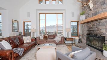 Smart TV, fireplace, video games, DVD player