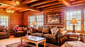 TV, DVD player - Comanche Homestead | Close to Town | Sleeps up to 14 (Fredericksburg)