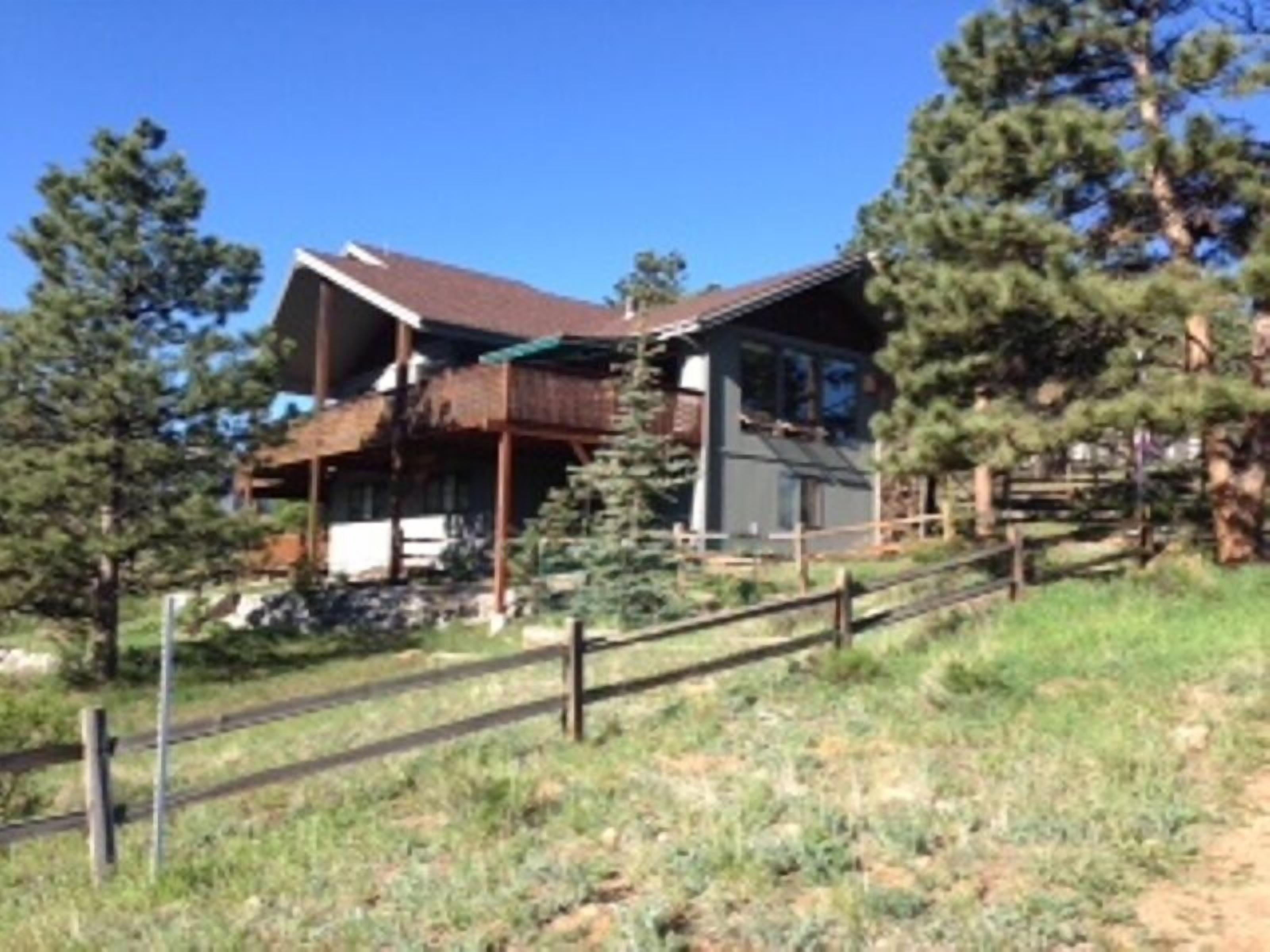 Golf - Mountains - Luxury Accommodations  - All at Once