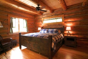 4 室のベッドルーム、アイロン / アイロン台、WiFi、ベッドシーツ