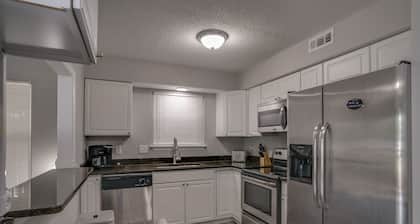 Fully Furnished, TV, Roku & Internet. Just Bring Your Suitcase