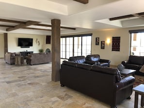 Interior - Brand New Lodge in the heart of Moab, Utah (Moab)