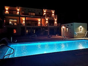 A heated pool - Brand New Lodge in the heart of Moab, Utah (Moab)
