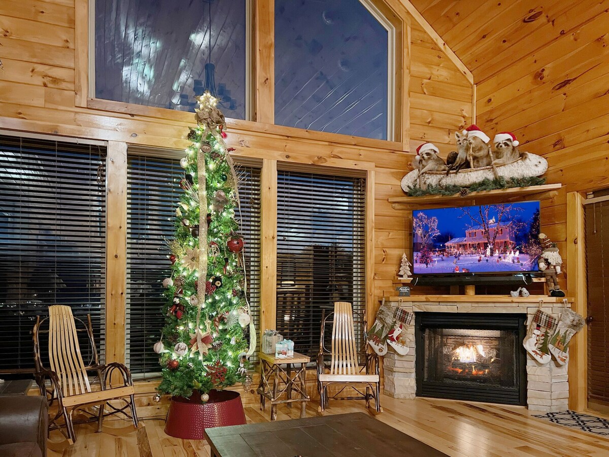 Photo 62 of Bella Vista Lodge | Fire Pit 🔥| Hot Tub | Yard | Views | Owner Managed | Games!