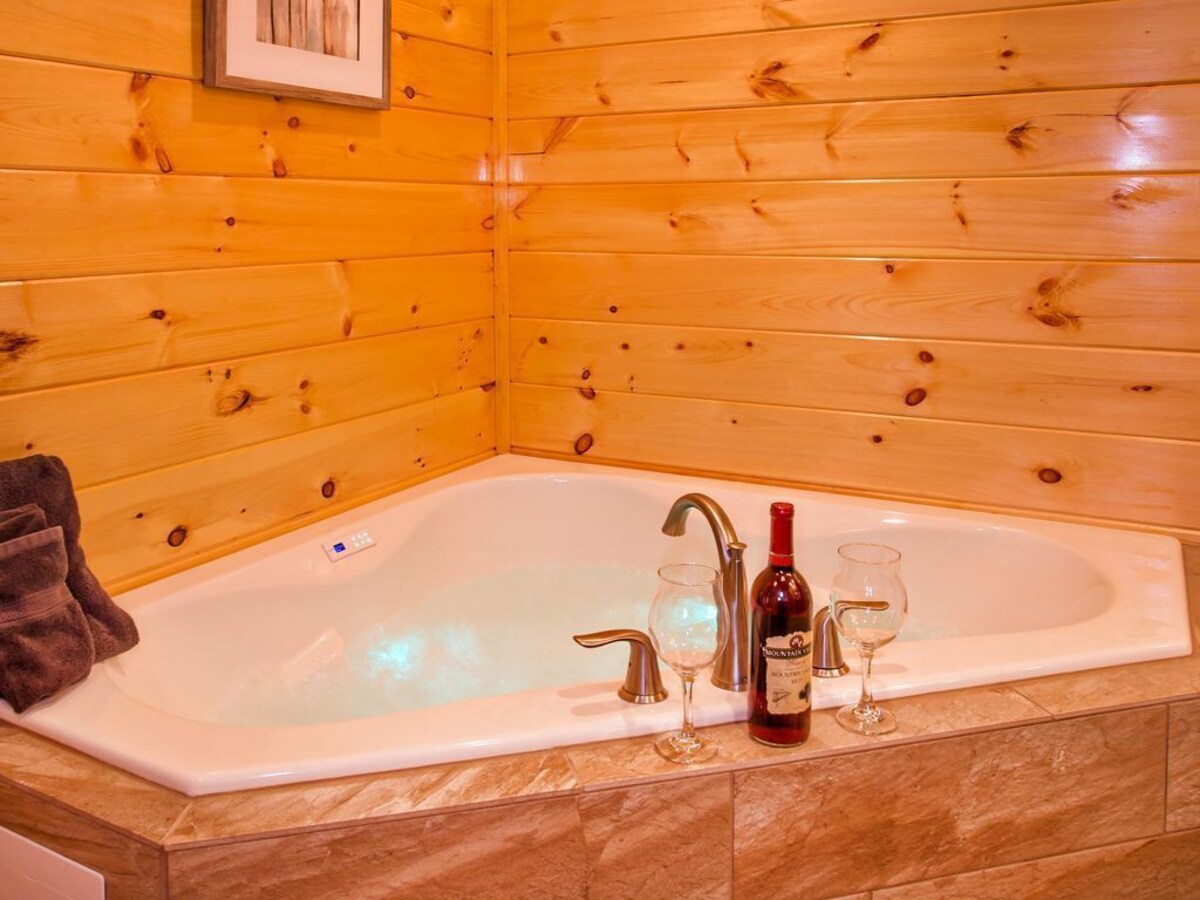 Photo 65 of Bella Vista Lodge | Fire Pit 🔥| Hot Tub | Yard | Views | Owner Managed | Games!
