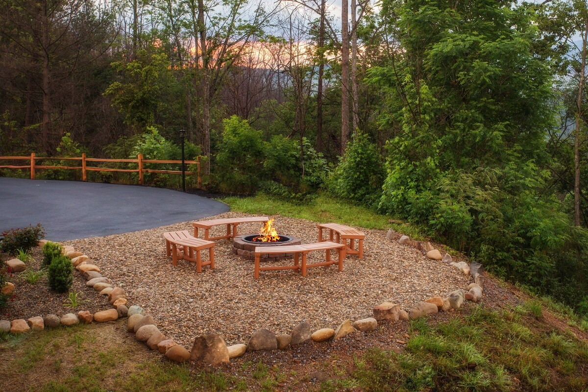 Photo 55 of Bella Vista Lodge | Fire Pit 🔥| Hot Tub | Yard | Views | Owner Managed | Games!
