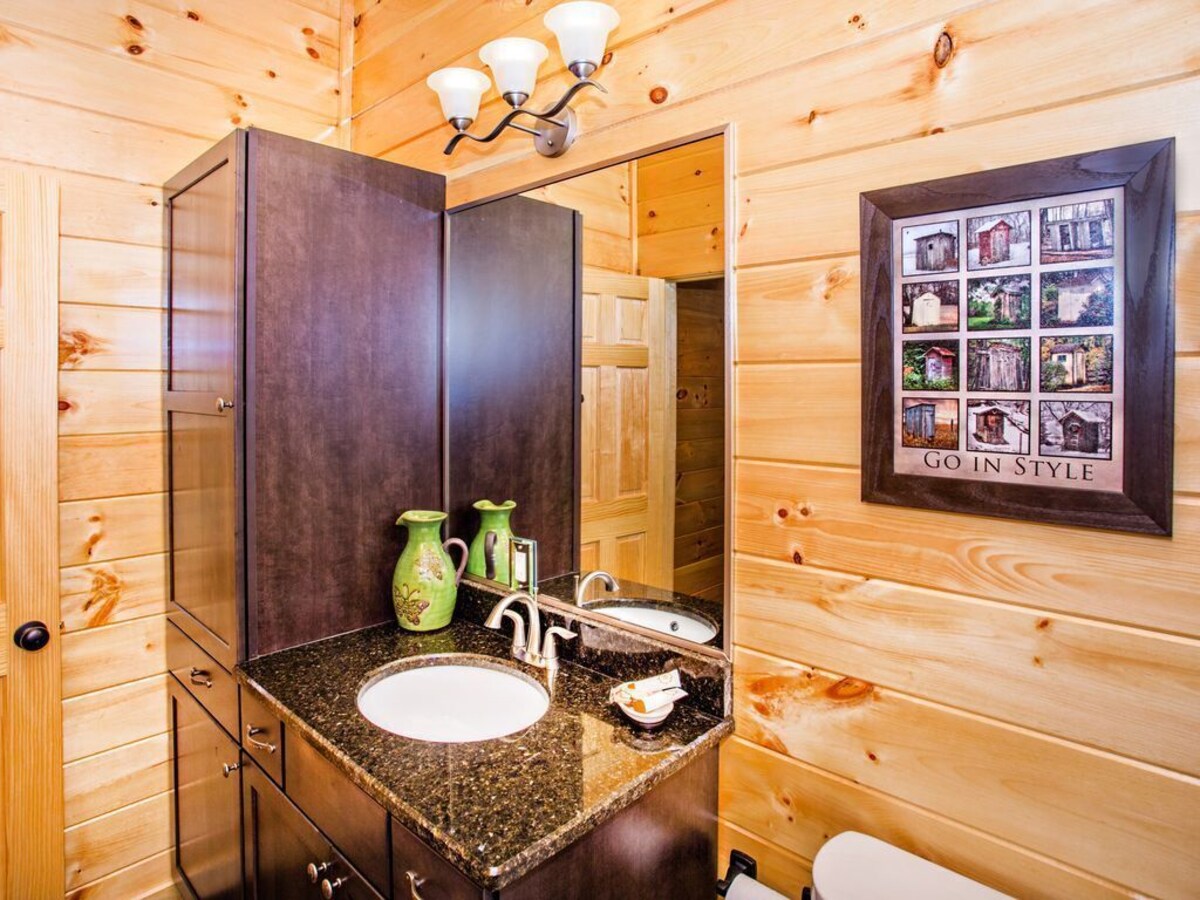 Photo 92 of Bella Vista Lodge | Fire Pit 🔥| Hot Tub | Yard | Views | Owner Managed | Games!