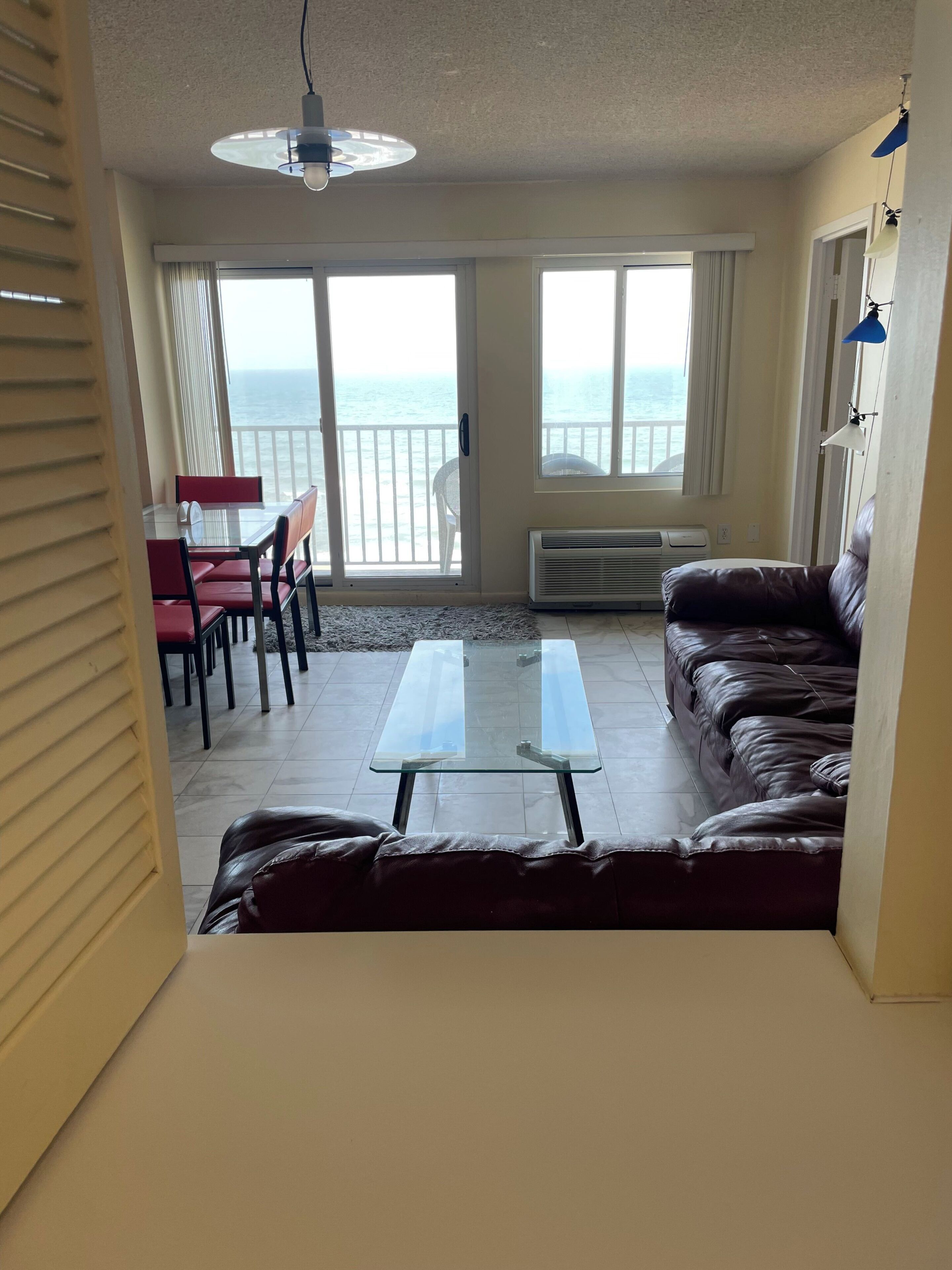 Smart TV, DVD player