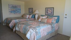 2 室のベッドルーム、アイロン / アイロン台、WiFi (無料)