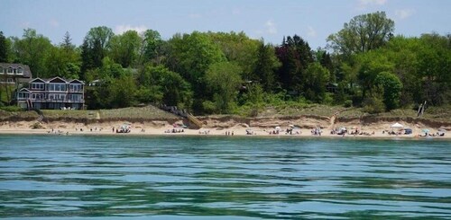 aqua *** 6 / 21-7 / 6 550 / nt 4 nt min *** Yksityinen Assoc Beach Firepit seulottu kuisti