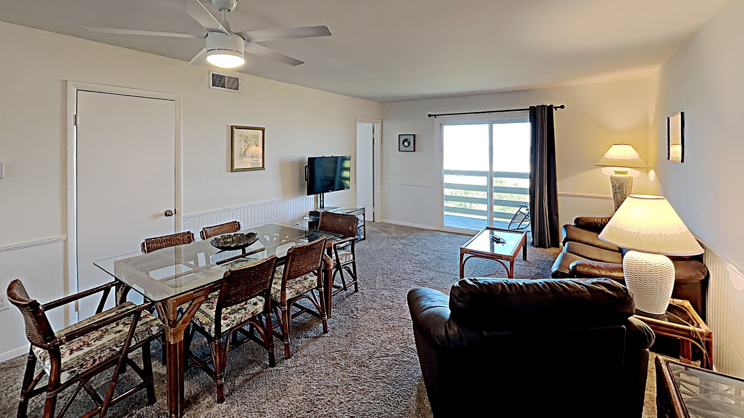 Smart TV, DVD player