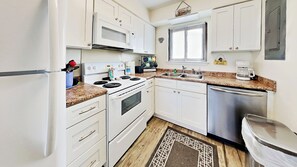 Fridge, microwave, oven, stovetop - Oceanfront 270° View-North Beach Bird Sanctuary-Top Floor-Corner Unit (Tybee Island)