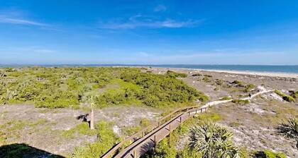 270° Oceanfront View | Top Floor Corner Oasis | 3 Pools
