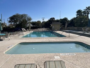 Outdoor pool - Oceanfront 270° View-North Beach Bird Sanctuary-Top Floor-Corner Unit (Tybee Island)