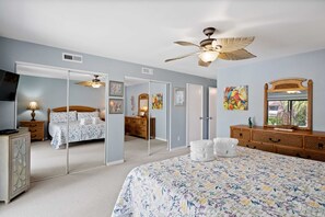 2 bedrooms, desk, iron/ironing board, free WiFi