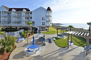 Outdoor dining - Stay on the Beach! Popular location- Post Card Views (1221) (Galveston)