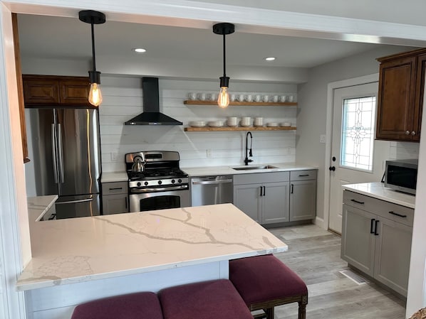 Fridge, microwave, oven, dishwasher