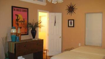 Fer et planche Ă repasser, Wi-Fi gratuit, draps fournis