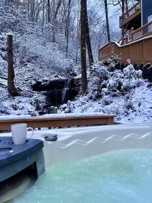 Baignoire à remous extérieure