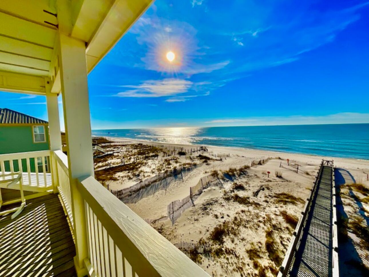 Beach Front Fort Morgan 5BR\/4.5Bath Family Home, Gulf Shores, AL