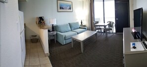 Een televisie en een dvd-speler