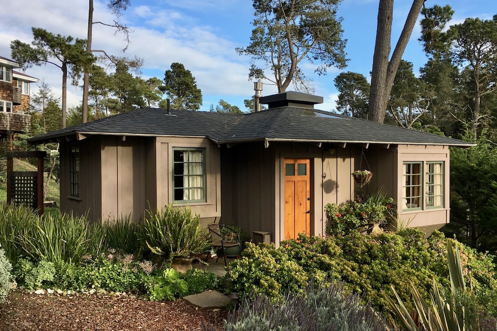 Garden Cottage Retreat